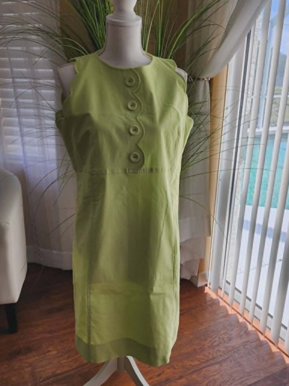 Vintage Sara Campbell Lime Green Sheath Dress Scallop Trim Sleeveless